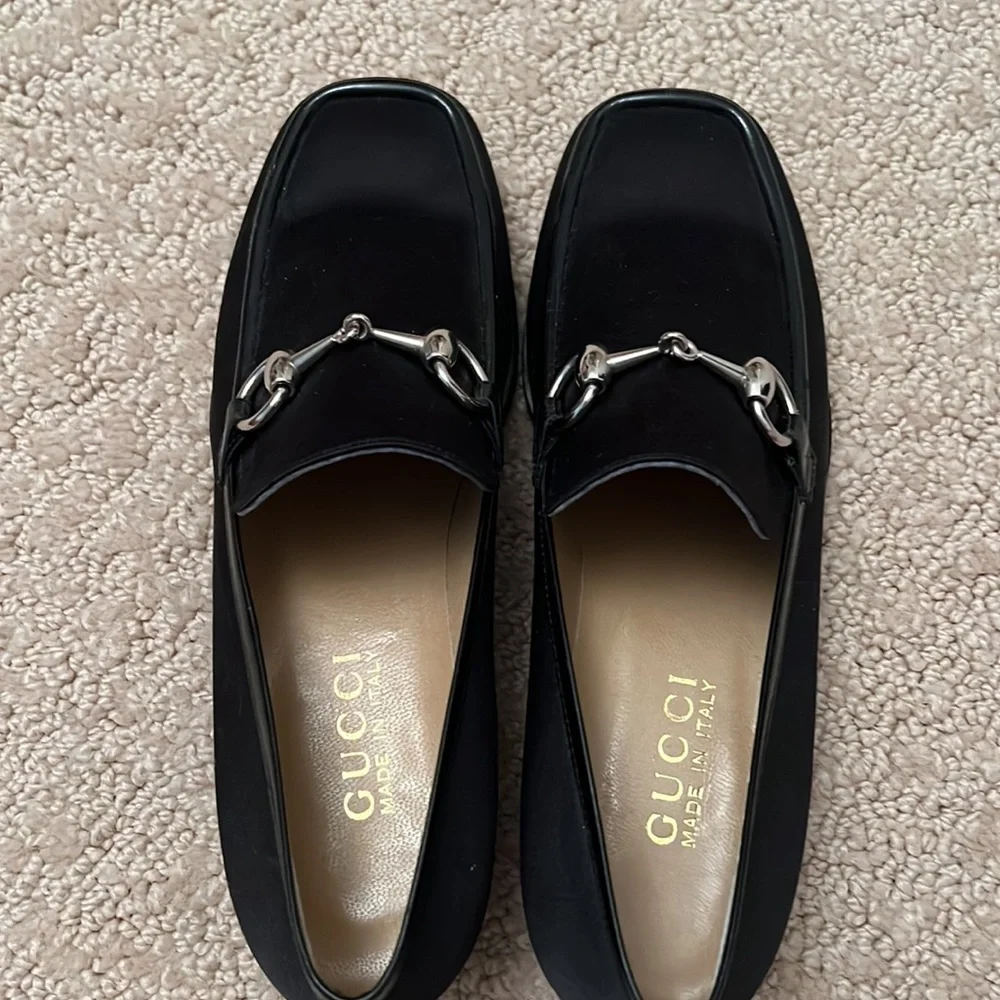 Vintage Authentic Gucci Satin Loafers - Picture 3 of 6